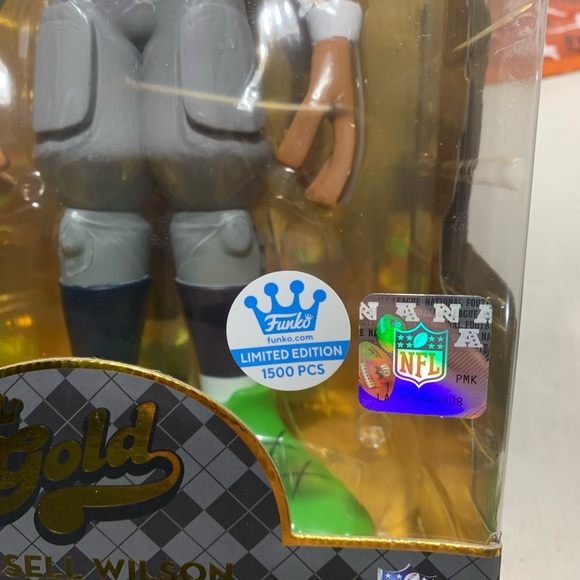 Russell Wilson Seattle Seahawks Funko Limited Edition 1500 Made 12’ vinyl figure - Picture 7 of 8